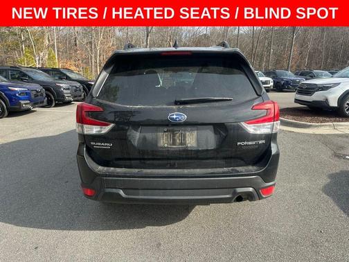 2023 Subaru Forester Premium