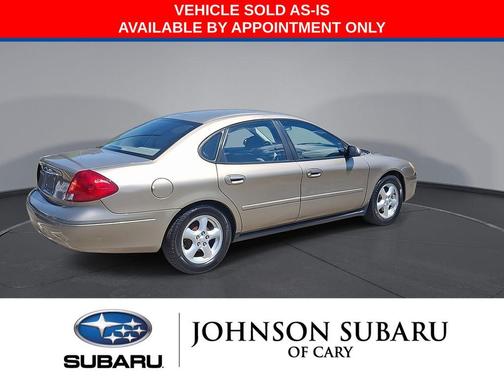 Arizona Beige Clearcoat 2003 Ford Taurus SES