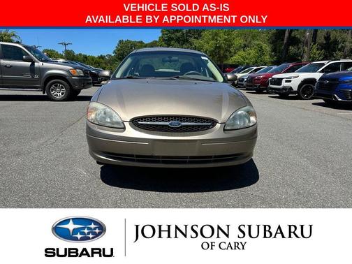 Arizona Beige Clearcoat 2003 Ford Taurus SES