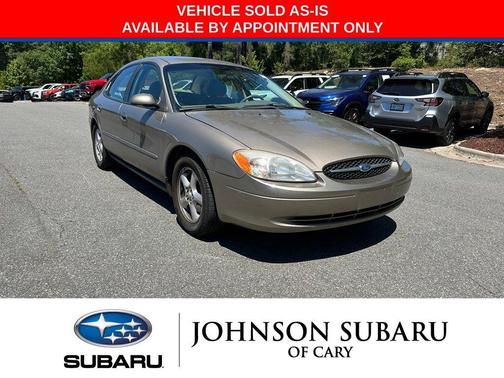 Arizona Beige Clearcoat 2003 Ford Taurus SES