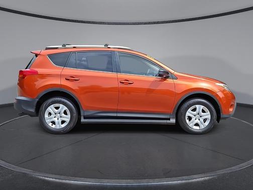 Hot Lava 2015 Toyota RAV4 LE
