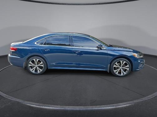 Tourmaline Blue Metallic 2021 Volkswagen Passat 2.0T SE