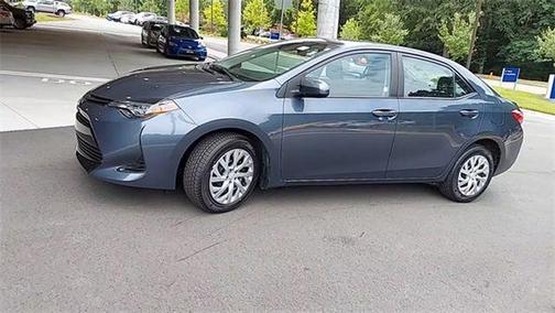 Photo 4 of 29 of 2019 Toyota Corolla L