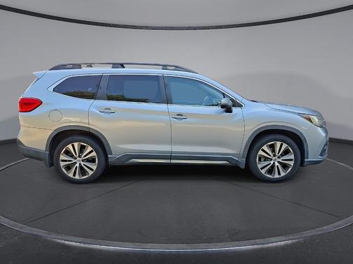 Ice Silver Metallic 2019 Subaru Ascent Limited 7-Passenger