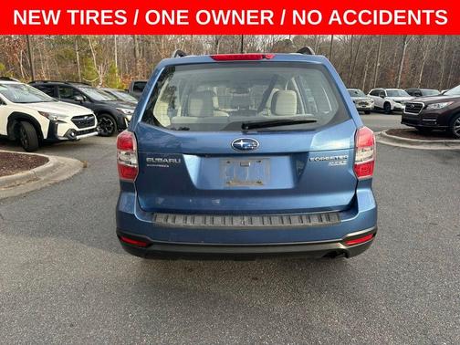 2015 Subaru Forester 2.5i