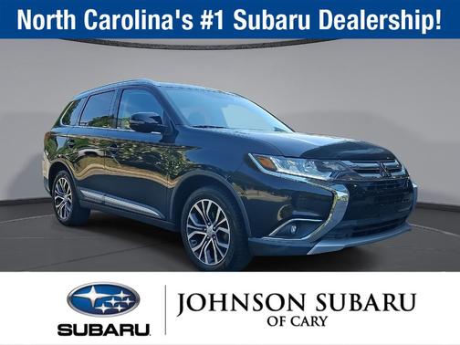 Labrador Black Metallic 2018 Mitsubishi Outlander SEL