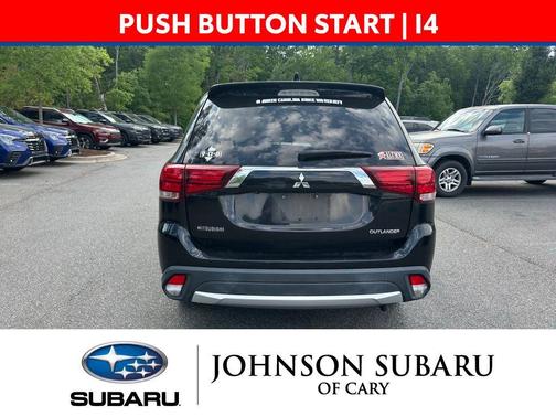 Labrador Black Metallic 2018 Mitsubishi Outlander SEL
