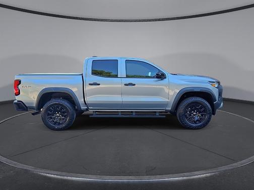 Sterling Gray Metallic 2026 Chevrolet Colorado Trail Boss