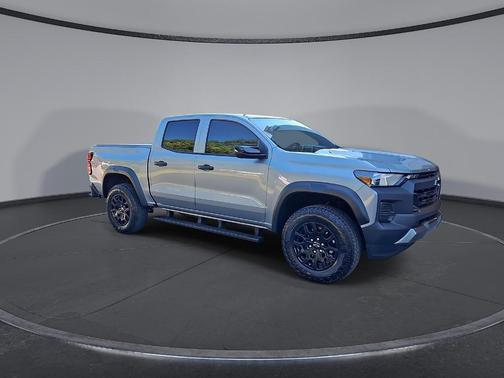 Sterling Gray Metallic 2026 Chevrolet Colorado Trail Boss
