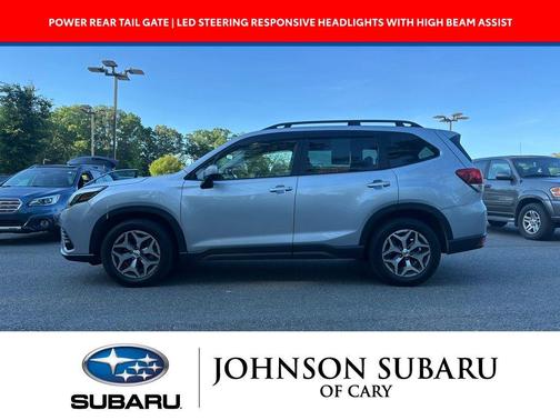 Ice Silver Metallic 2022 Subaru Forester Premium