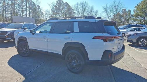 Crystal White Pearl 2026 Subaru Outback Limited