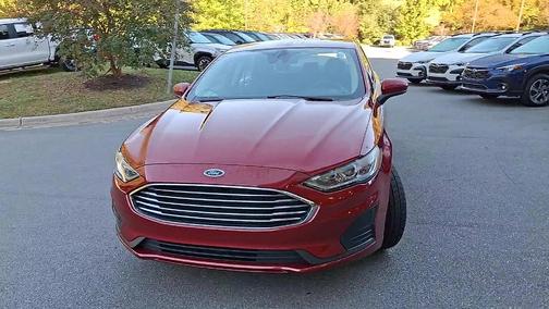 2020 Ford Fusion SE