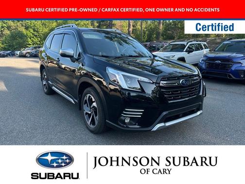 Crystal Black Silica 2024 Subaru Forester Touring