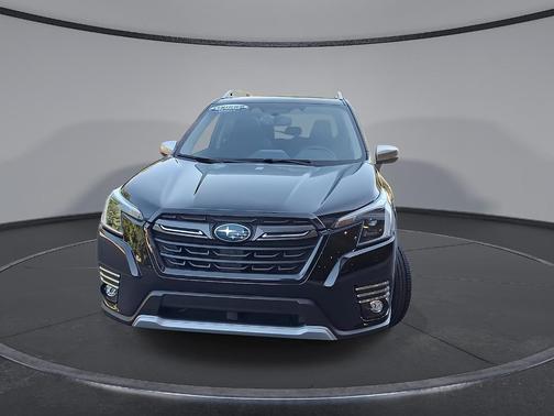 Crystal Black Silica 2024 Subaru Forester Touring