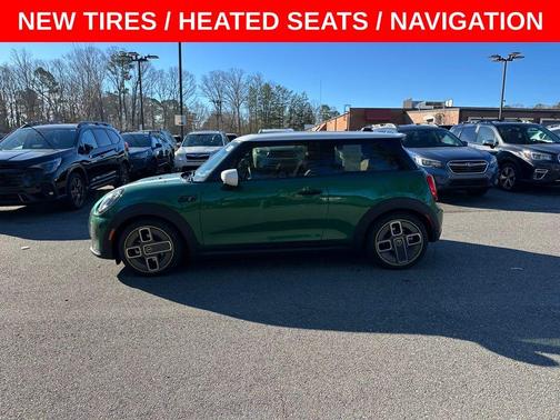 2023 MINI SE Hardtop ICONIC