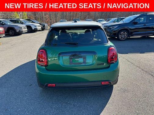 2023 MINI SE Hardtop ICONIC