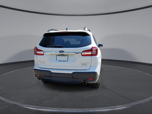 Crystal White Pearl 2021 Subaru Ascent Limited 7-Passenger