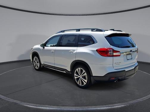 Crystal White Pearl 2021 Subaru Ascent Limited 7-Passenger
