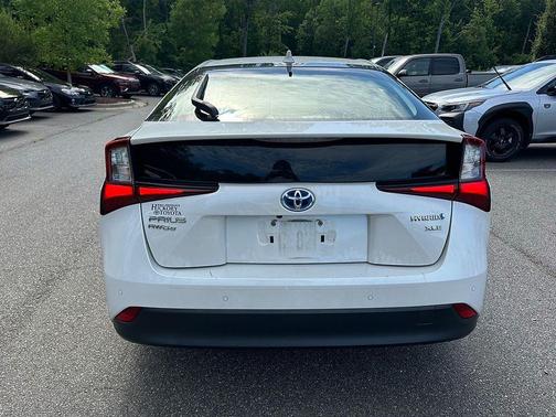2021 Toyota Prius XLE