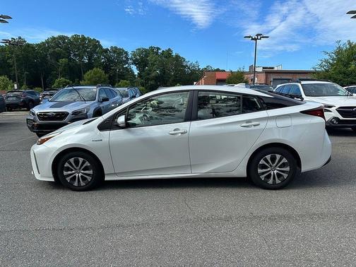 2021 Toyota Prius XLE