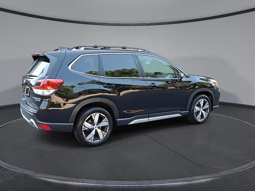 Crystal Black Silica 2021 Subaru Forester Touring