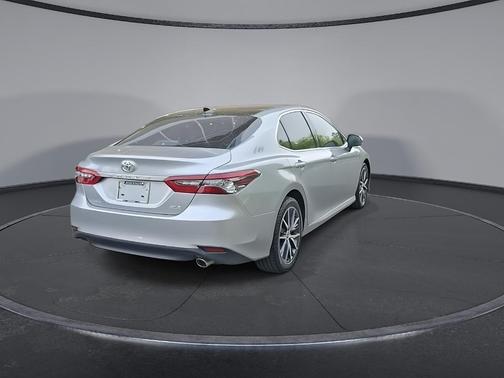 Celestial Silver Metallic 2021 Toyota Camry XLE