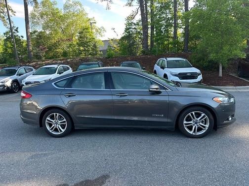 2016 Ford Fusion Hybrid Titanium