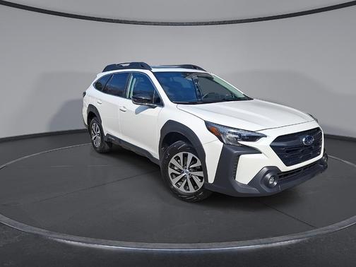 Crystal White Pearl 2025 Subaru Outback Premium