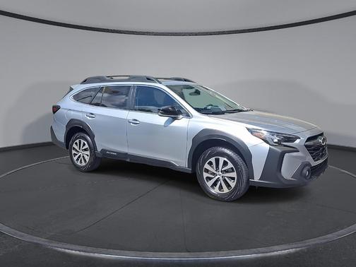 Ice Silver Metallic 2024 Subaru Outback Premium