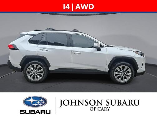 Pearl 2025 Toyota RAV4 XLE Premium