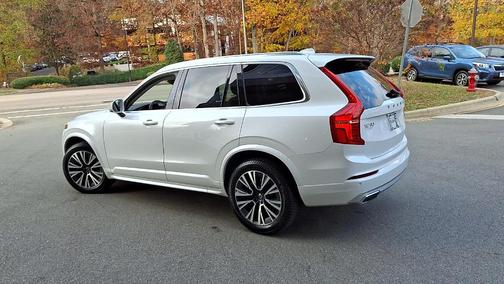 2020 Volvo XC90 T5 Momentum 7 Passenger