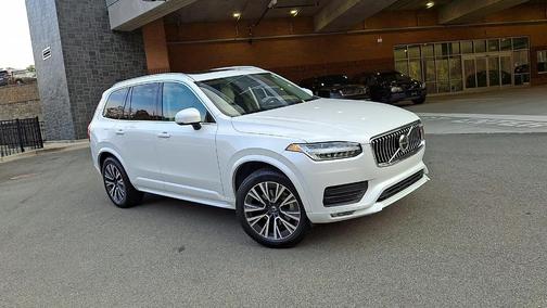 2020 Volvo XC90 T5 Momentum 7 Passenger