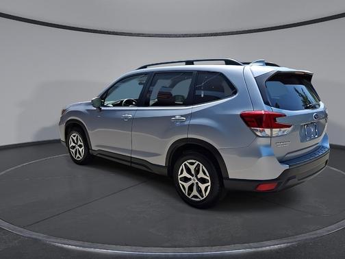 Ice Silver Metallic 2020 Subaru Forester Premium