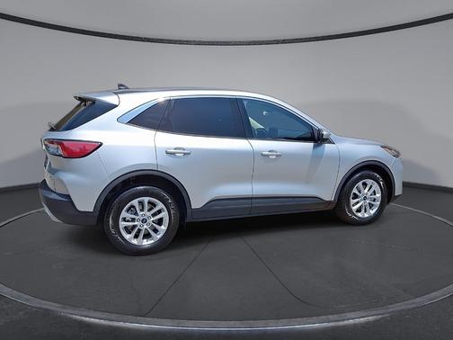 Ingot Silver 2020 Ford Escape SE