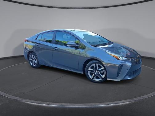 2019 Toyota Prius XLE