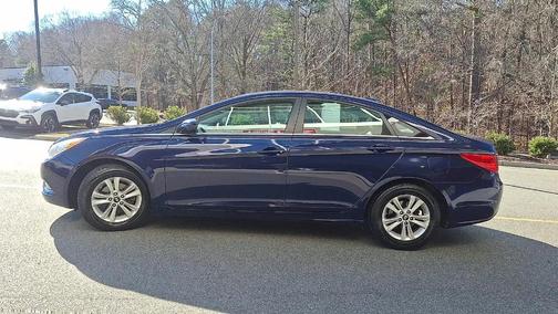 2013 Hyundai SONATA GLS