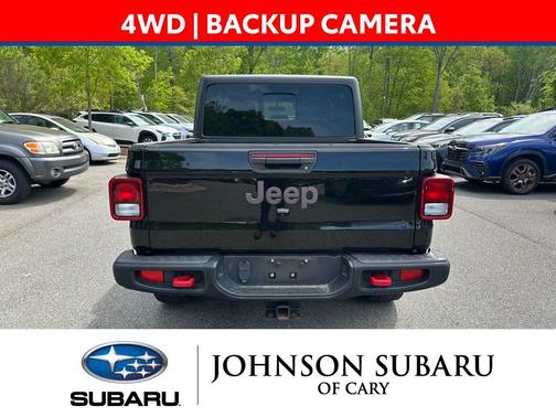 Black Clearcoat 2022 Jeep Gladiator Rubicon