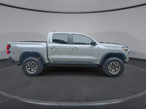 Sterling Gray Metallic 2024 Chevrolet Colorado ZR2