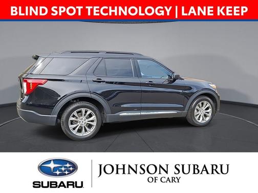 Black Metallic 2022 Ford Explorer XLT
