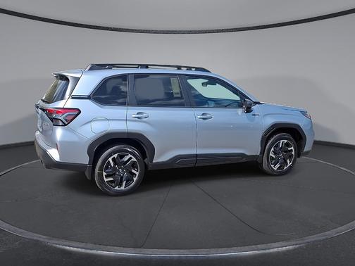 Ice Silver Metallic 2026 Subaru Forester Premium