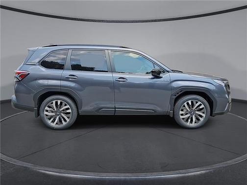 Magnetite Gray Metallic 2026 Subaru Forester Touring