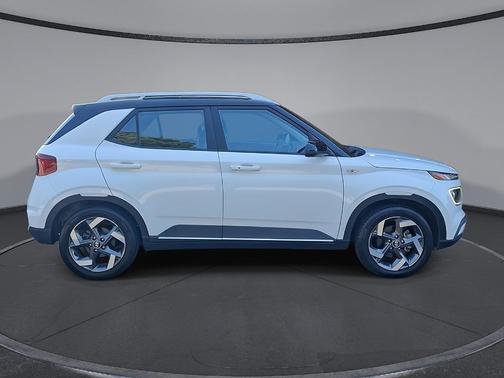 Lunar White 2023 Hyundai VENUE Limited