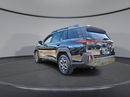 Crystal Black Silica 2026 Subaru Outback Premium