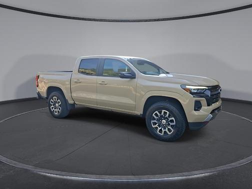 Sand Dune Metallic 2024 Chevrolet Colorado Z71