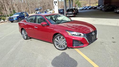 2025 Nissan Altima SL