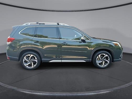 Cascade Green Silica 2023 Subaru Forester Touring