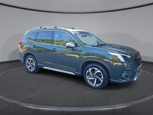 Cascade Green Silica 2023 Subaru Forester Touring