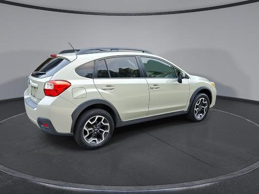 Desert Khaki 2017 Subaru Crosstrek 2.0i Premium