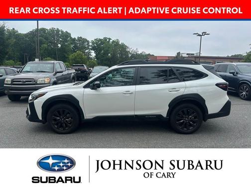 Crystal White Pearl 2025 Subaru Outback Onyx Edition XT