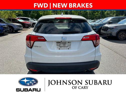 White 2018 Honda HR-V EX